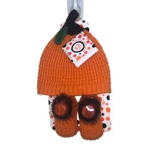 Autumn Fall Thanksgiving Halloween Pumpkin Skull Cap and Sock Set 0-12 months